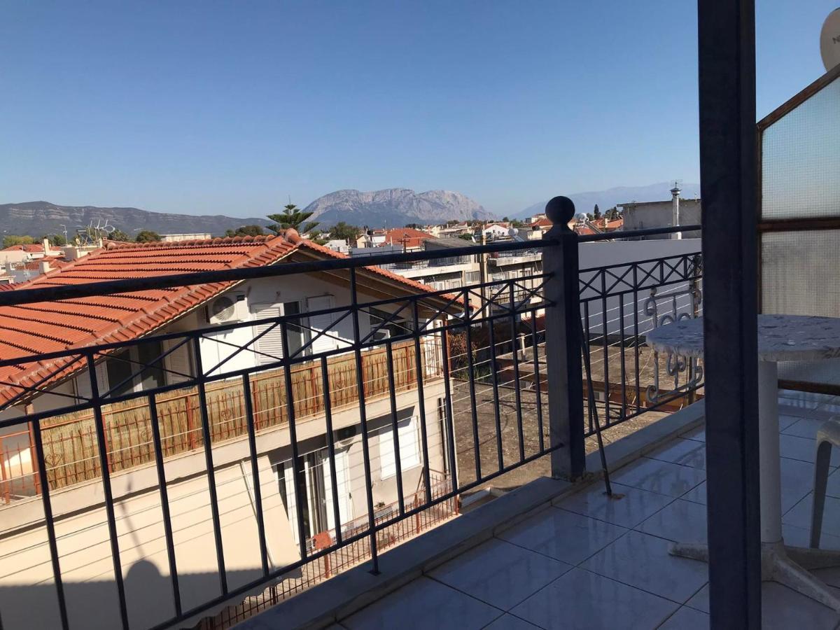 Ion Apartments Messolonghi Single Bed Room Mountain View Loft Mesolóngion Eksteriør billede